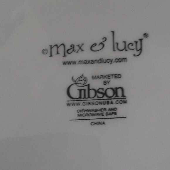 HALLOWEEN Treats Ceramic Serving Bowl - Picture 8 of 15